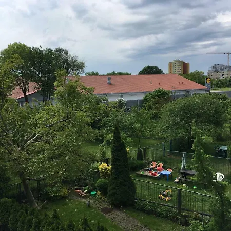 Stella's Mansion Pokoje 5 Minut Od Plazy Homestay Gdansk